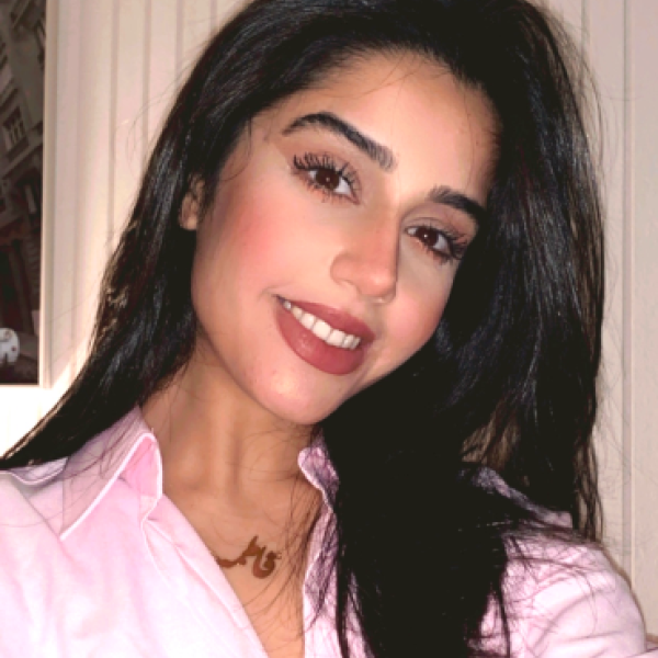 Portraitfoto: Fatemeh Rostami